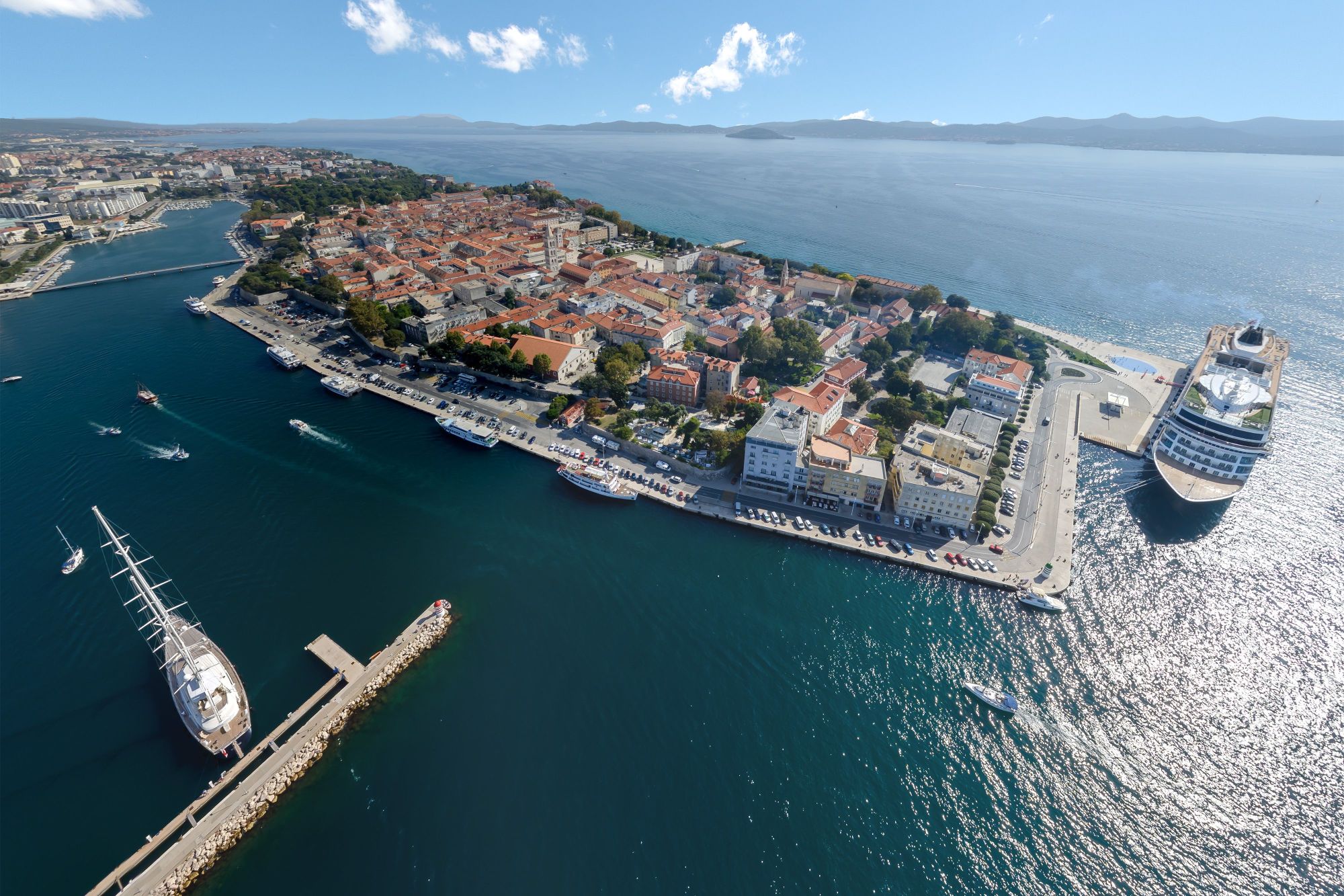 zadar luka katamaran